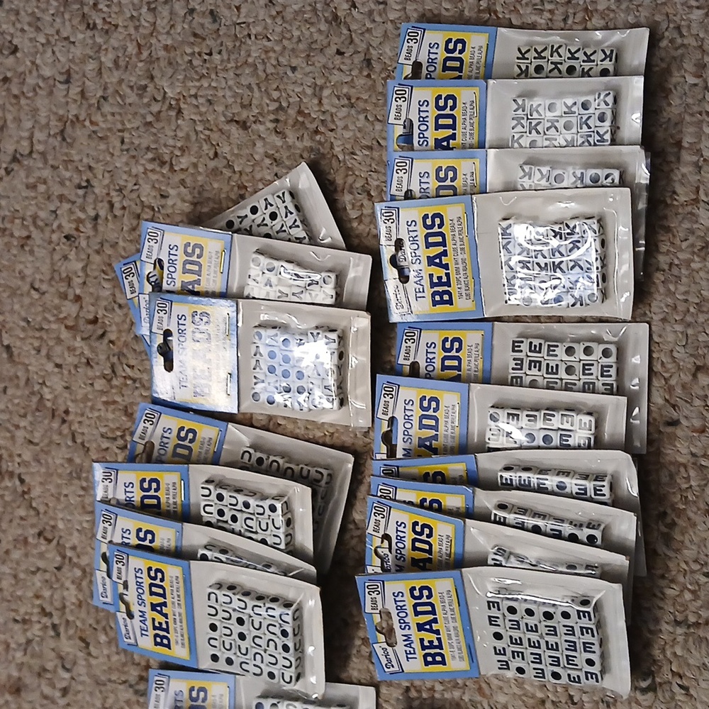 Darice Letter Beads - Cube - Picture 4 of 5